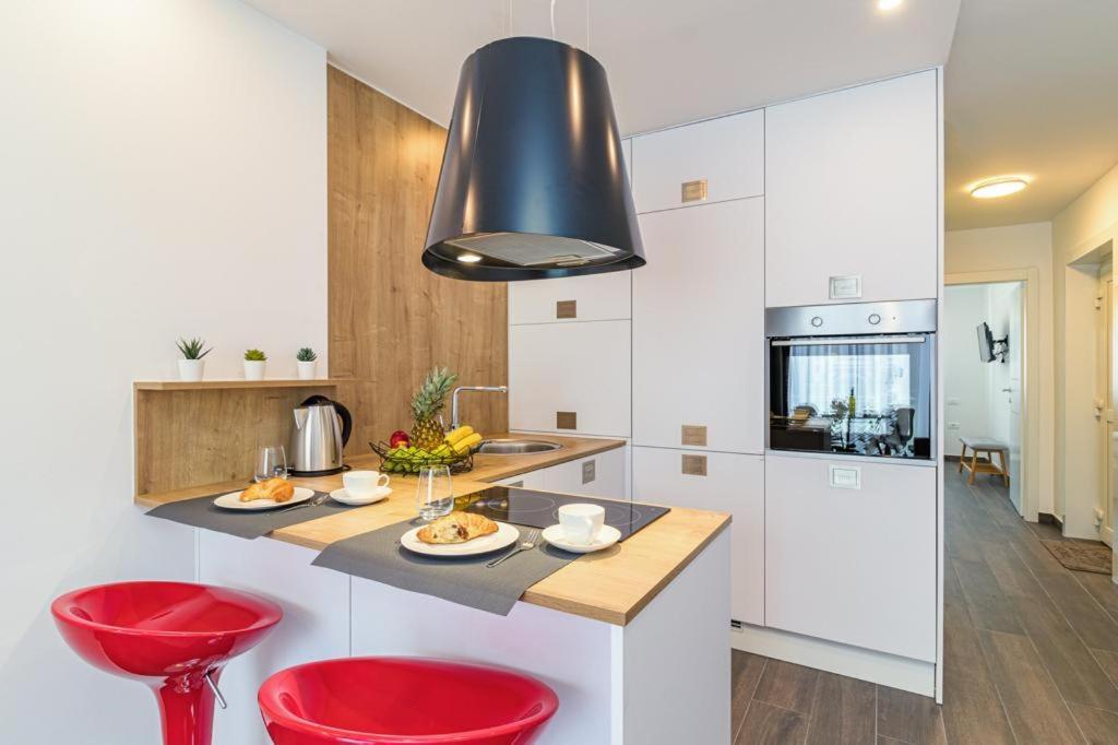 N&G New Apartment Stoja Beach PUY 외부 사진